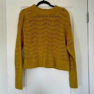 American Eagle M crochet sweater yellow sweater perfect for spring